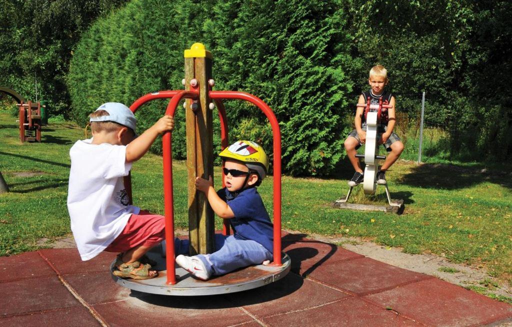 Ferienpark Freesenbruch Wohnung 4 2 - Ostseeperle 青斯特 外观 照片