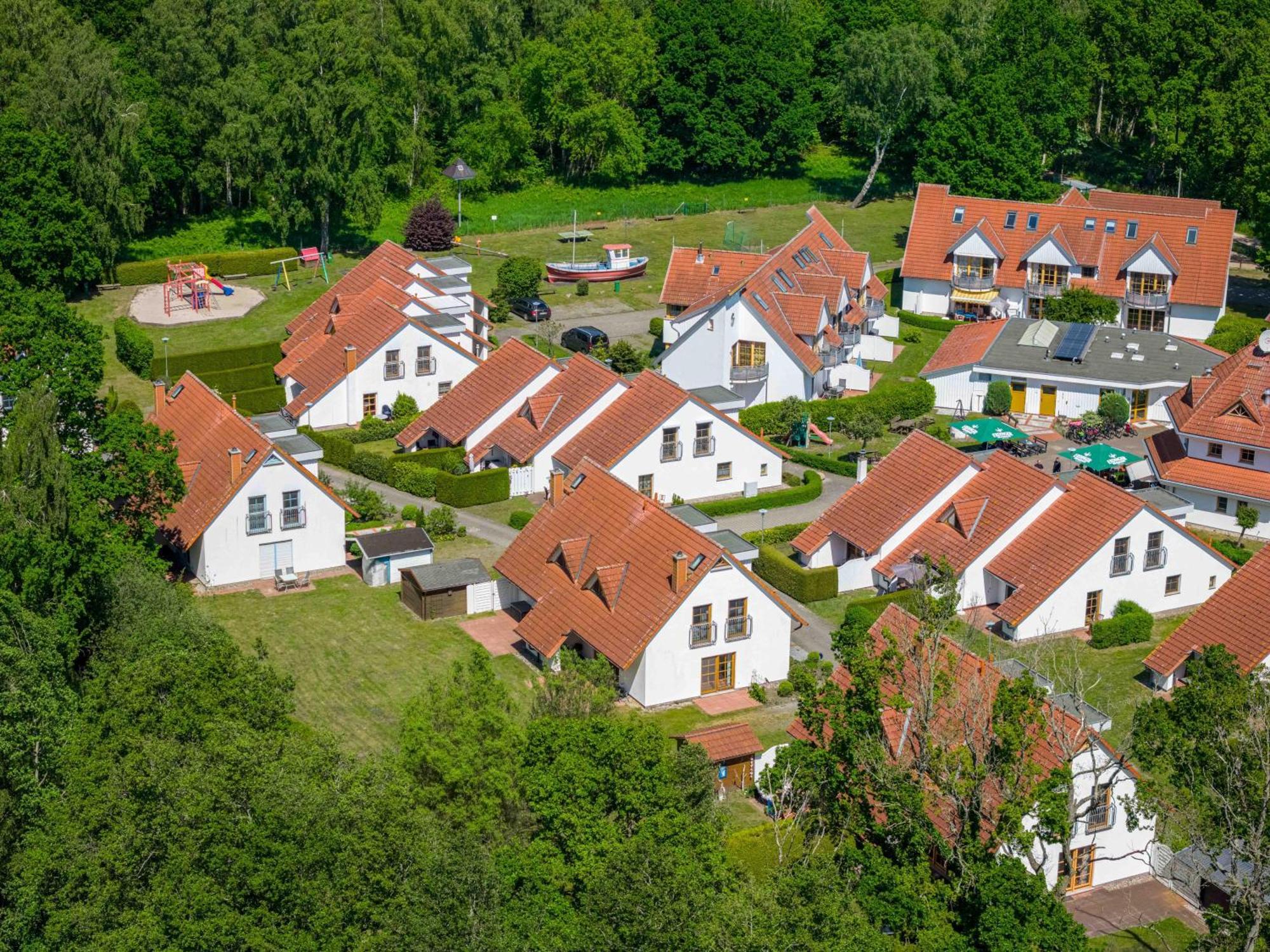 Ferienpark Freesenbruch Wohnung 4 2 - Ostseeperle 青斯特 外观 照片