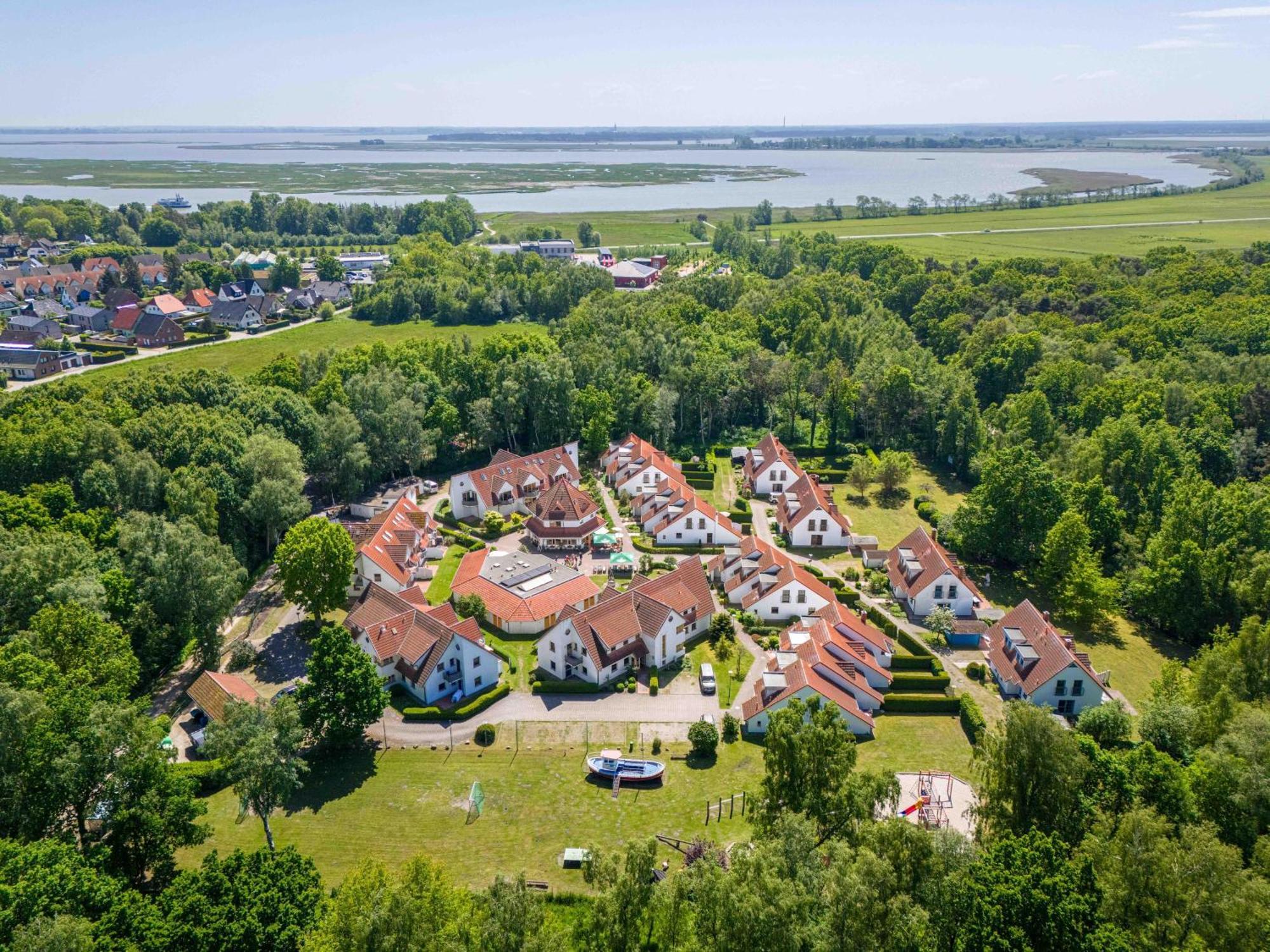 Ferienpark Freesenbruch Wohnung 4 2 - Ostseeperle 青斯特 外观 照片