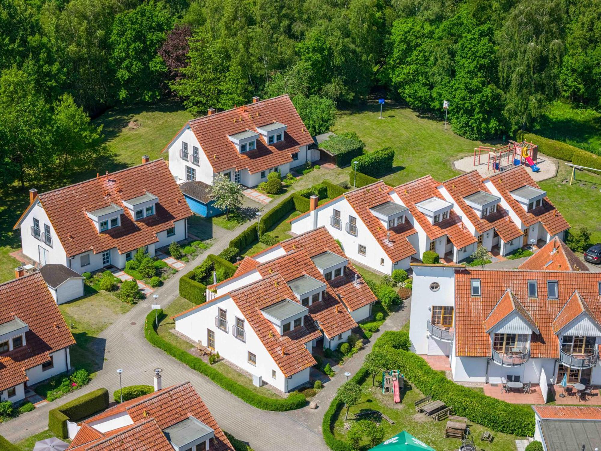 Ferienpark Freesenbruch Wohnung 4 2 - Ostseeperle 青斯特 外观 照片